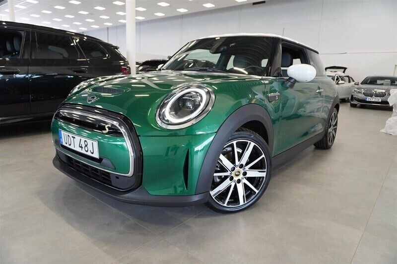Okänd Begagnad 2023 Mini Cooper SE Essential Halvkombi | 215 500 kr (Marknadspris) - Bild 1/4