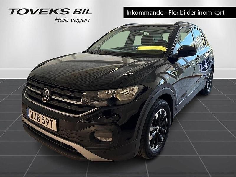 Svart Begagnad 2022 VW T-Cross Life SUV | 179 900 kr (Marknadspris) - Bild 1/4