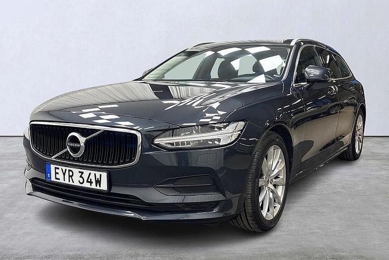Grå Begagnad 2019 Volvo V90 Momentum Kombi | 269 900 kr (Lite dyr) - Bild 1/4