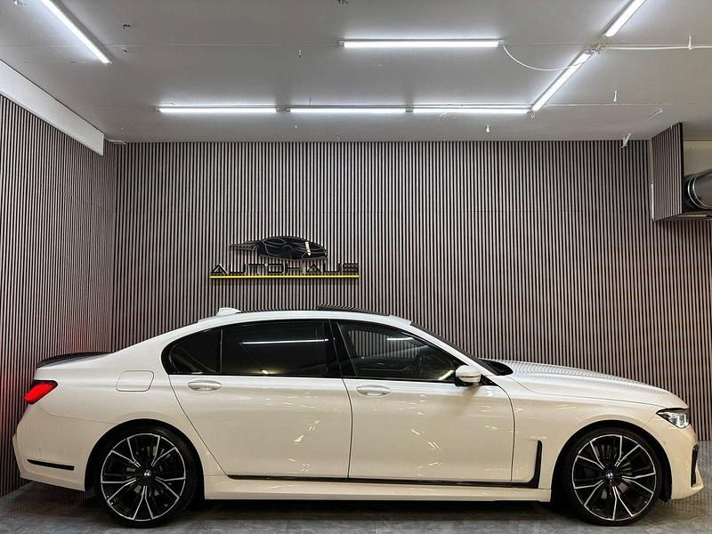 Begagnad BMW 750L 400 HK (294 kW) 2017 Vit Sedan