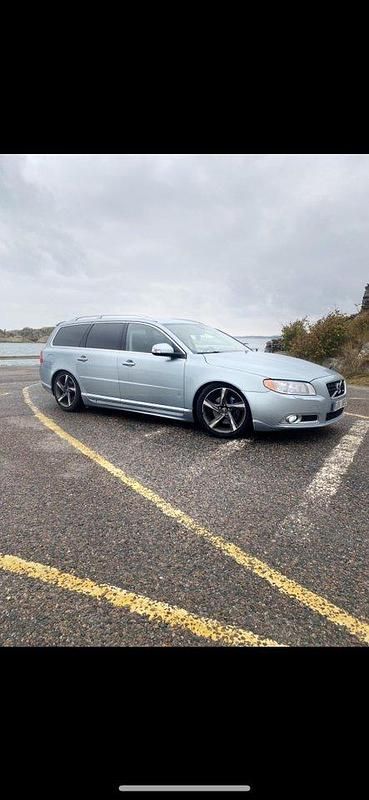Blå Begagnad 2008 Volvo V70 Summum Kombi | 69 999 kr (Bra pris) - Bild 1/4
