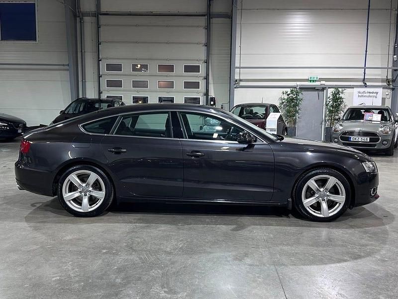 Begagnad Audi A5 Sportback Comfort 211 HK (155 kW) 2011 Grå Halvkombi