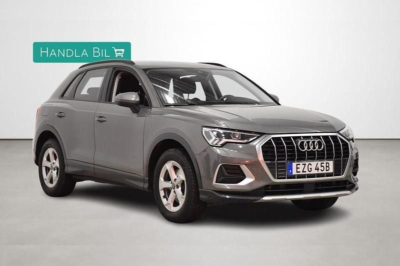Begagnad Audi Q3 Advanced 150 HK (110 kW) 2021 Grå SUV