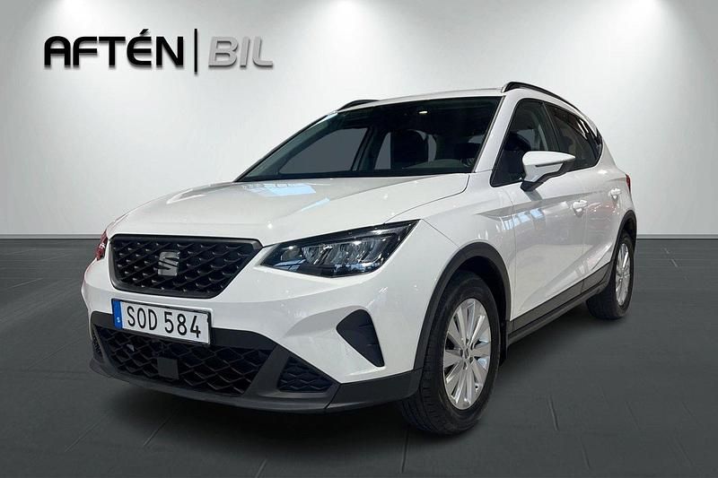Vit Begagnad 2023 Seat Arona SUV | 169 000 kr (Marknadspris) - Bild 1/3
