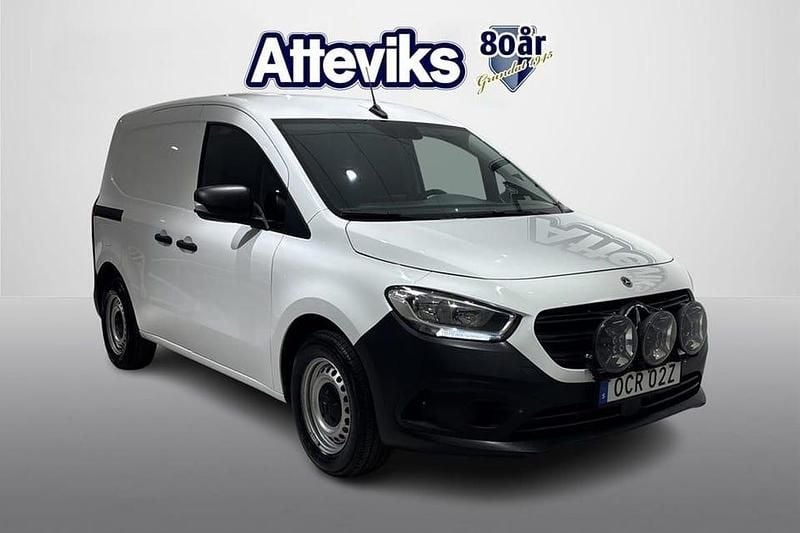 Vit Begagnad 2024 Mercedes Citan 110 Van | 249 900 kr (Marknadspris) - Bild 1/4