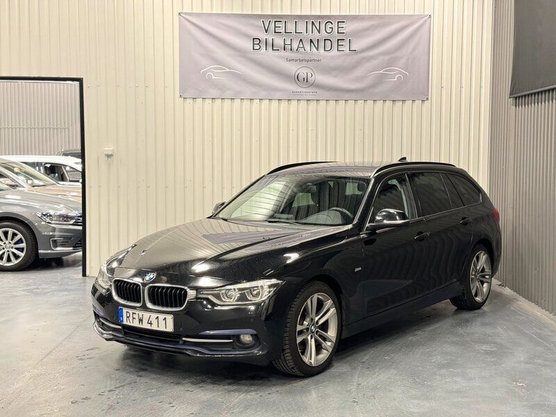 Svart Begagnad 2016 BMW 320 Sport Line Kombi | 139 900 kr (Marknadspris) - Bild 1/4