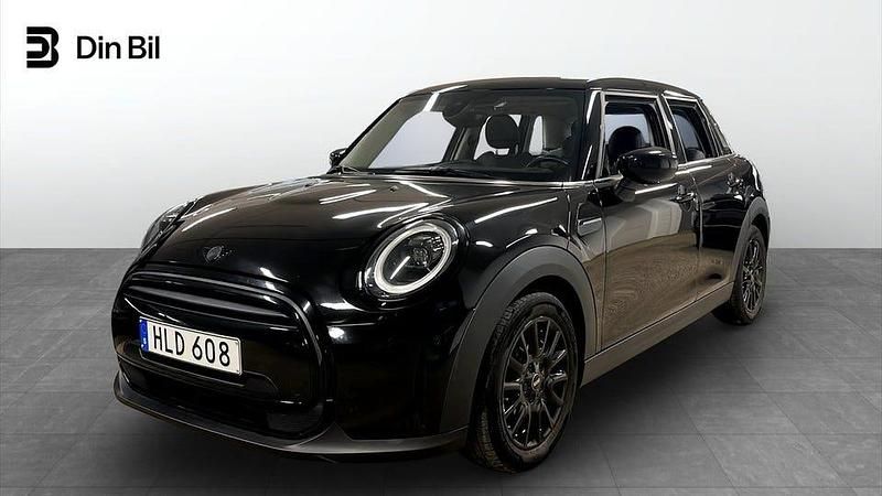 Begagnad Mini Cooper 136 HK (100 kW) 2021 Svart Halvkombi