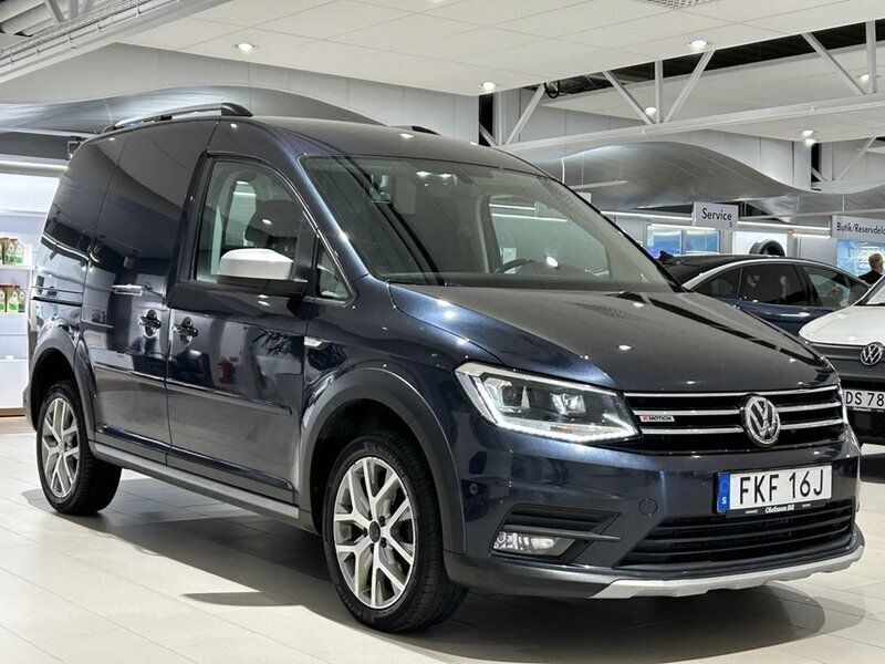 Blå Begagnad 2020 VW Caddy Minibuss | 279 900 kr - Bild 1/4
