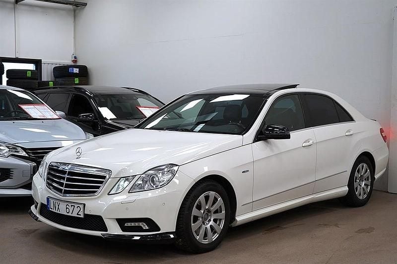 Begagnad Mercedes E220 Avantgarde 170 HK (125 kW) 2010 Vit Sedan