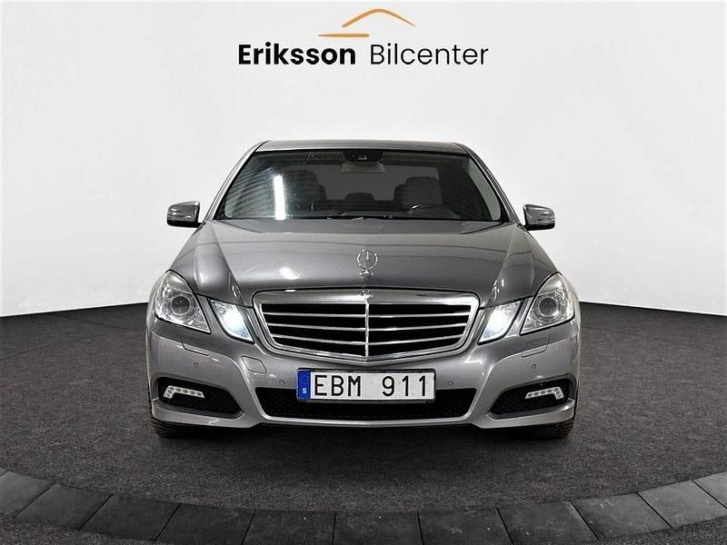 Begagnad Mercedes E250 Avantgarde 204 HK (150 kW) 2009 Grå Sedan