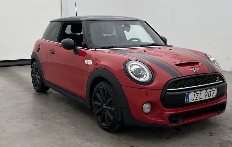 Premium Begagnad 2019 Mini Cooper S Halvkombi | 188 999 kr (Marknadspris) - Bild 1/4