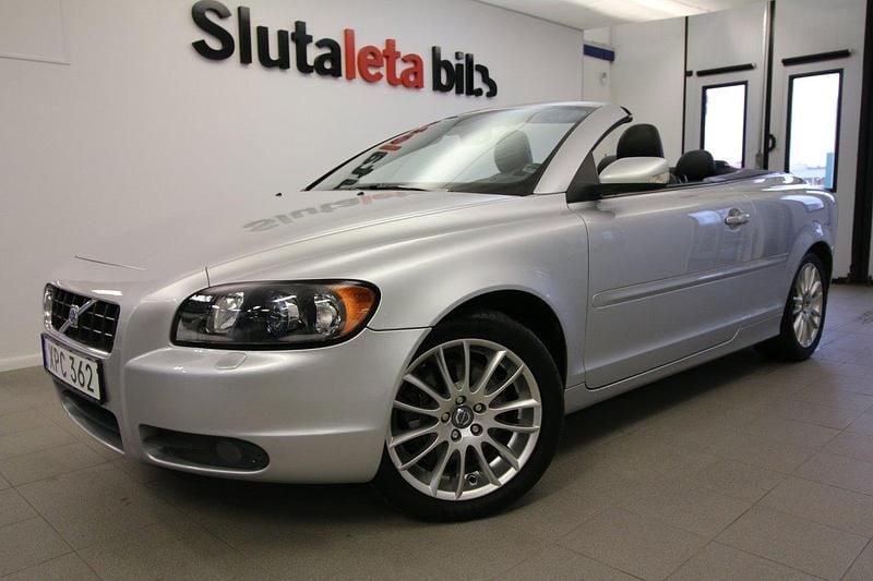 Ljusgrå Begagnad 2005 Volvo C70 Summum Cab | 164 900 kr (Dyr) - Bild 1/4