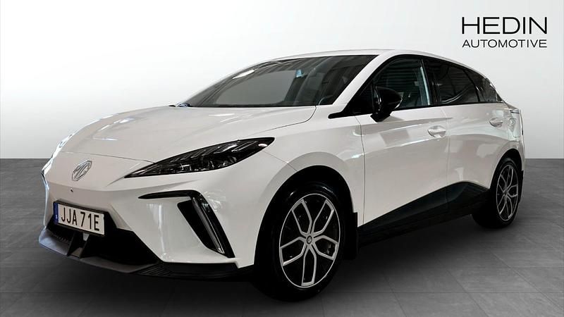 Vit Begagnad 2023 MG MG4 EV Luxury Halvkombi | 429 990 kr - Bild 1/4