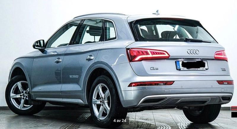 Silvermetallic Begagnad 2018 Audi Q5 Sport SUV | 299 900 kr (Bra pris) - Bild 1/4