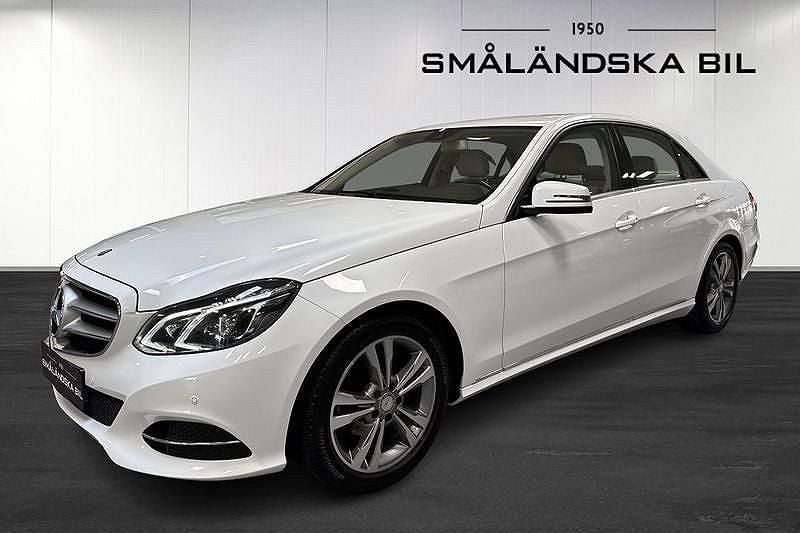 Vit Begagnad 2014 Mercedes E220 Avantgarde Sedan | 179 000 kr (Marknadspris) - Bild 1/4