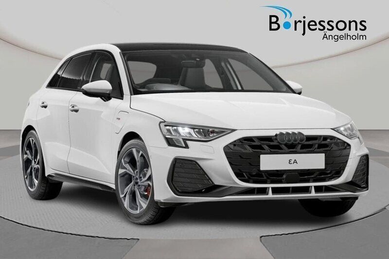 Ny 2025 Audi A3 Sportback e-tron S-Line Sedan | 566 500 kr - Bild 1/4