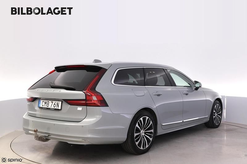 Begagnad Volvo V90 Core 355 HK (261 kW) 2023 Grå Kombi