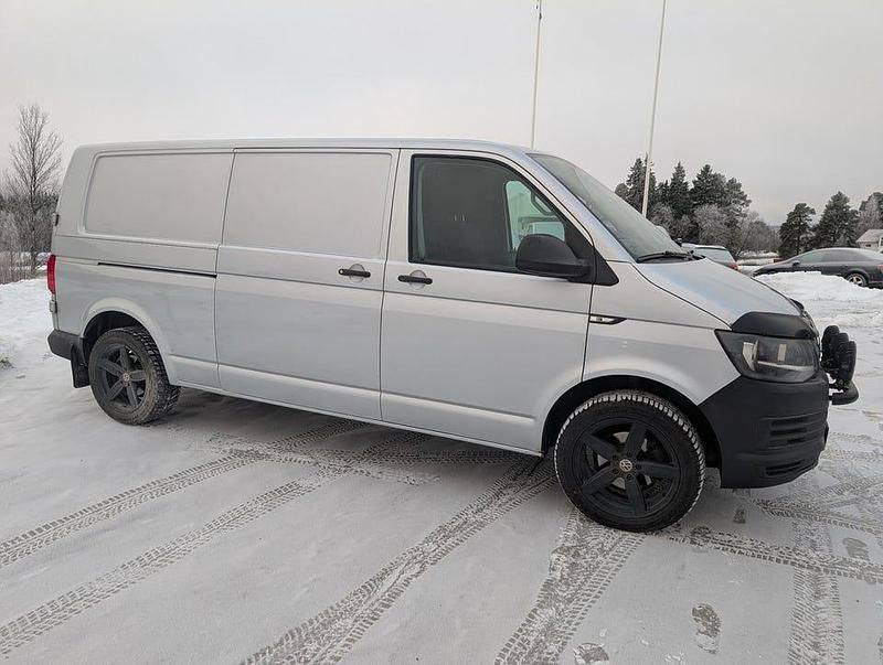 Begagnad VW T6 150 HK (110 kW) 2018 Silver Van