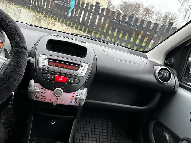 Begagnad Citroën C1 68 HK (50 kW) 2012 Halvkombi