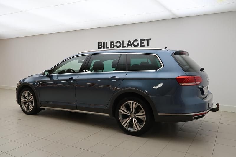 Begagnad VW Passat Alltrack 223 HK (164 kW) 2018 Blå Kombi