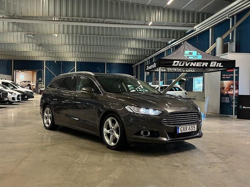 Grå Begagnad 2018 Ford Mondeo Business Edition Kombi | 169 900 kr (Marknadspris) - Bild 1/4