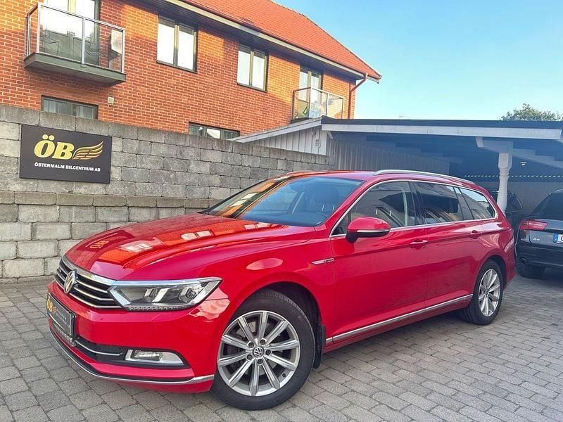Röd Begagnad 2018 VW Passat GT Kombi | 169 500 kr (Bra pris) - Bild 1/4