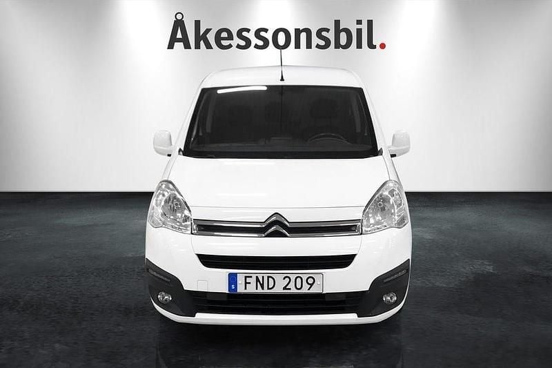Begagnad Citroën Berlingo 99 HK (72 kW) 2017 Vit Minibuss