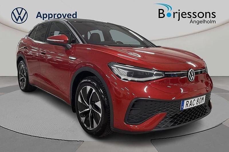 Mörkröd Begagnad 2022 VW ID.5 Pro Performance SUV | 399 000 kr (Dyr) - Bild 1/4