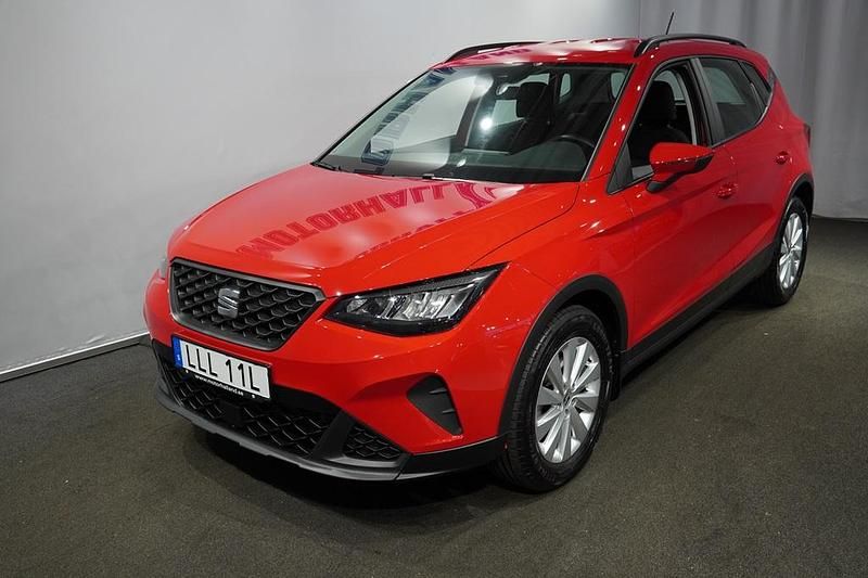 Begagnad Seat Arona Style 112 HK (82 kW) 2023 Röd SUV