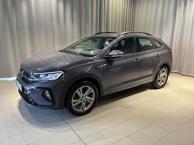 Grå Begagnad 2024 VW Taigo R-line SUV | 254 900 kr (Lite dyr) - Bild 1/4