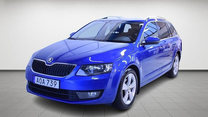 Blå Begagnad 2014 Skoda Octavia Kombi | 89 900 kr (Marknadspris) - Bild 1/4
