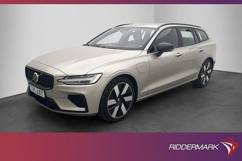 Lgrå Begagnad 2024 Volvo V60 Plus Kombi | 449 800 kr (Lite dyr) - Bild 1/3