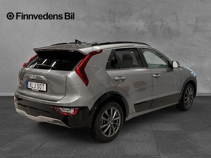 Begagnad Kia e-Niro Advance 152 kW (207 HK) 2023 Grå SUV