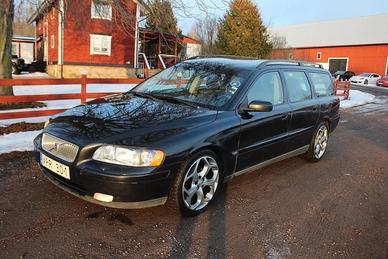 Svart Begagnad 2006 Volvo V70 Kinetic Kombi | 19 900 kr (Bra pris) - Bild 1/4