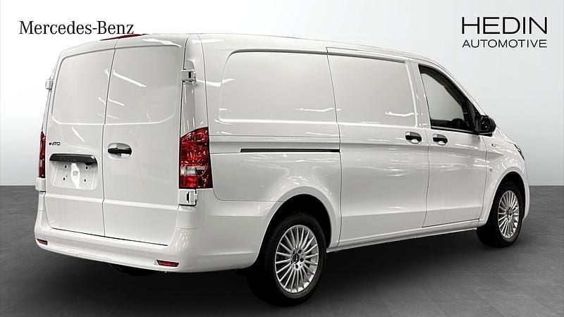 Begagnad Mercedes e-Vito 85 kW (116 HK) 2024 Minibuss