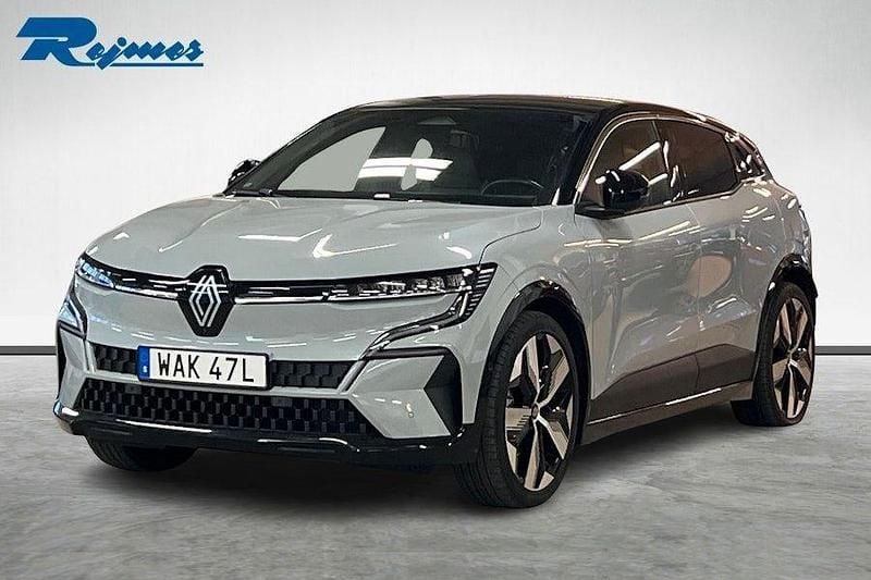 Grå (grå rafale met/svart tak) Begagnad 2023 Renault Mégane Techno Kombi | 298 800 kr (Marknadspris) - Bild 1/4