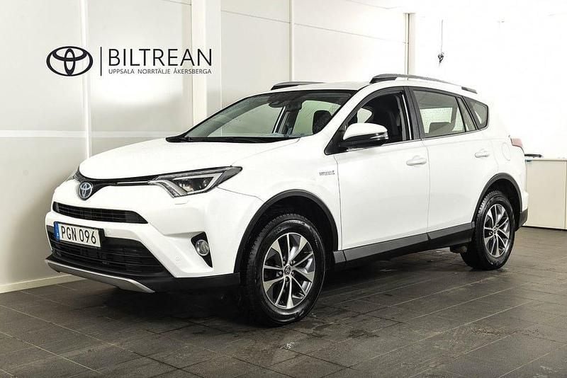 Begagnad Toyota RAV4 Hybrid Active 197 HK (144 kW) 2017 Vit SUV