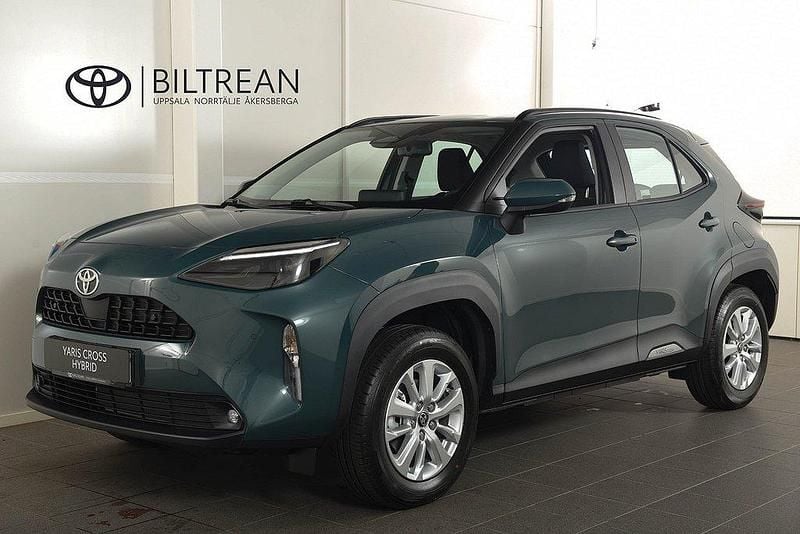 Ny 2025 Toyota Yaris Cross SUV | 301 800 kr - Bild 1/4
