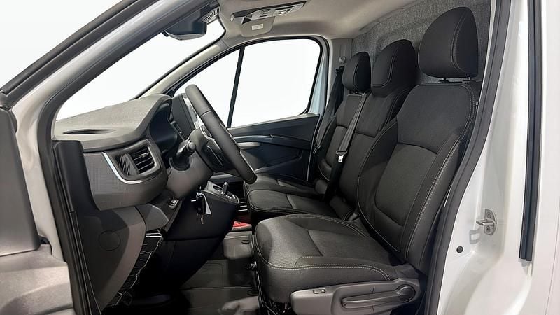 Begagnad Nissan Primastar Acenta 150 HK (110 kW) 2024 Minibuss