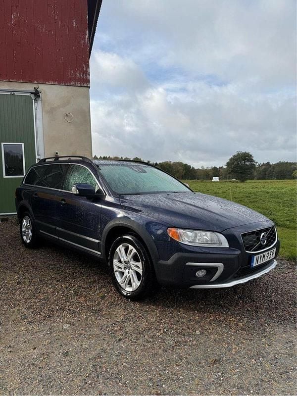 Blå Begagnad 2014 Volvo XC70 Summum SUV | 148 000 kr (Lite dyr) - Bild 1/2