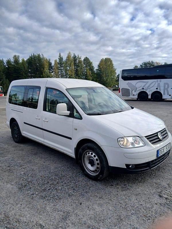 Vit Begagnad 2010 VW Caddy Maxi Minibuss | 65 000 kr (Lite dyr) - Bild 1/4