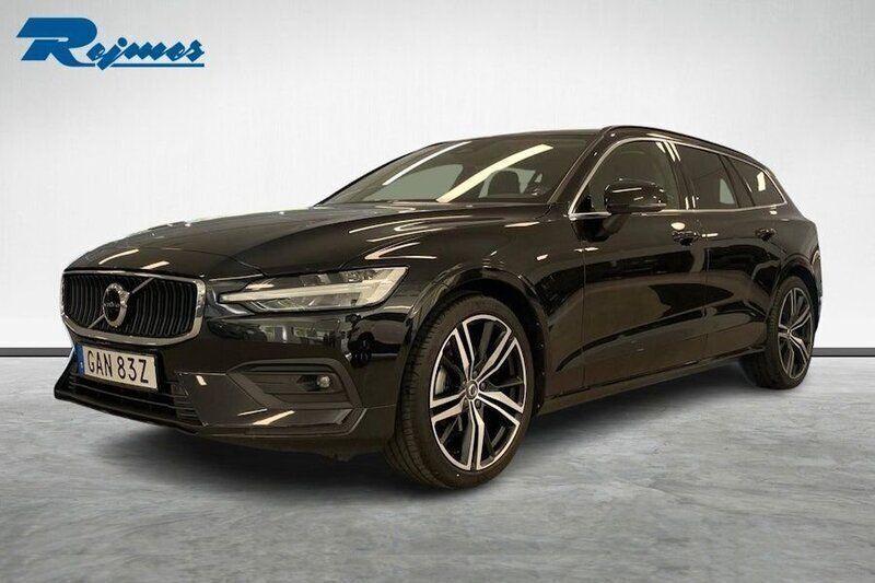 Svart Begagnad 2023 Volvo V60 Core Kombi | 339 900 kr (Bra pris) - Bild 1/4