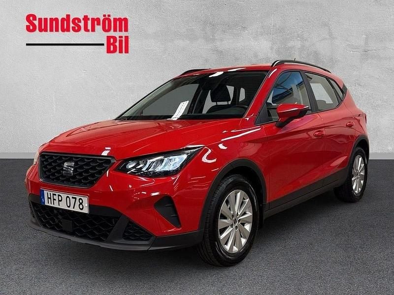Röd Begagnad 2022 Seat Arona Style SUV | 174 900 kr (Marknadspris) - Bild 1/3