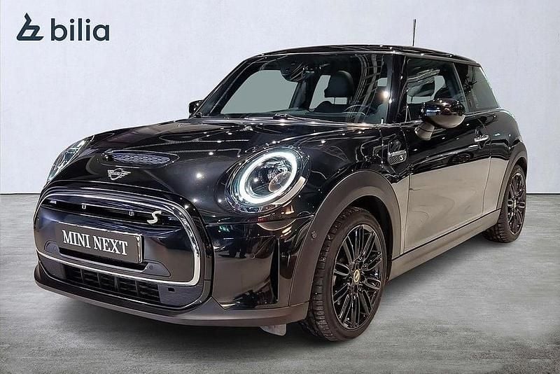 Svart Begagnad 2023 Mini Cooper SE Halvkombi | 239 000 kr (Lite dyr) - Bild 1/3