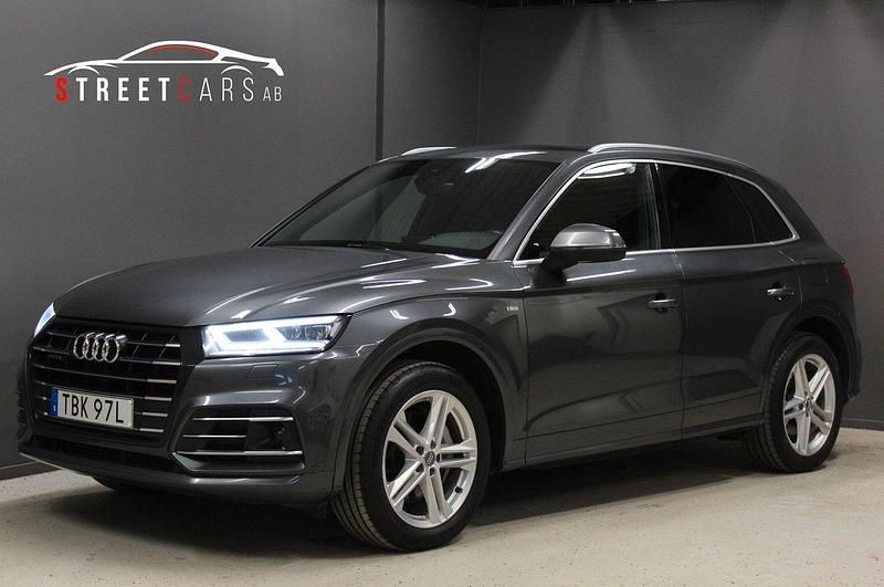 Grå Begagnad 2020 Audi Q5 S-Line SUV | 299 000 kr (Superpris) - Bild 1/4
