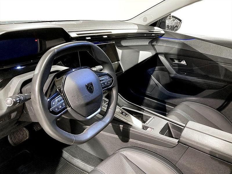 Begagnad Peugeot 308 Allure 180 HK (132 kW) 2022 Grön Halvkombi