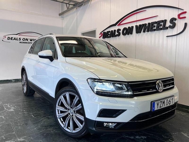 Vit Begagnad 2017 VW Tiguan SUV | 189 900 kr (Marknadspris) - Bild 1/4