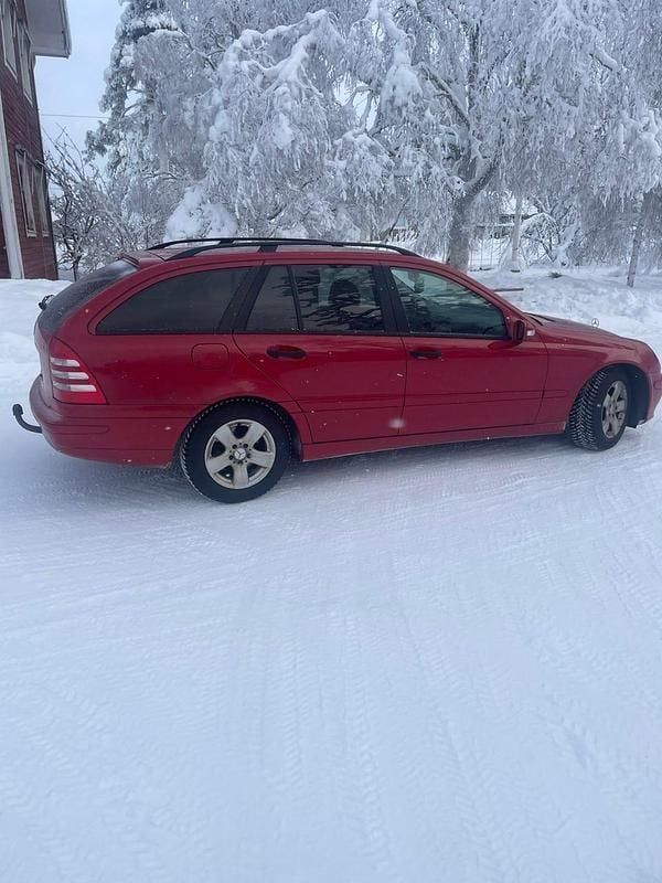 Begagnad Mercedes 200 2007