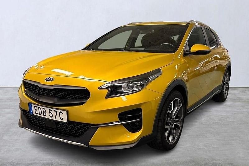 Gul Begagnad 2020 Kia XCeed SUV | 229 900 kr (Marknadspris) - Bild 1/4