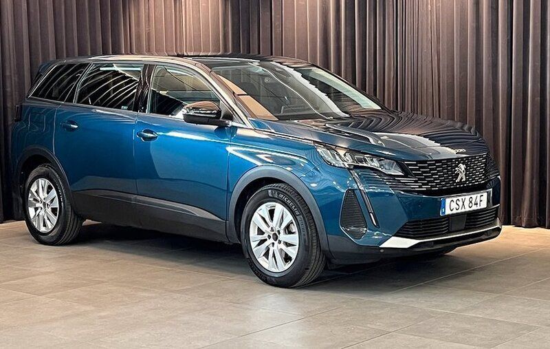 Blå Begagnad 2022 Peugeot 5008 Active Minibuss | 279 500 kr (Marknadspris) - Bild 1/4